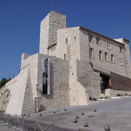 Maisonnette Medievale By Icasamia Apartment Antibes Ruang foto