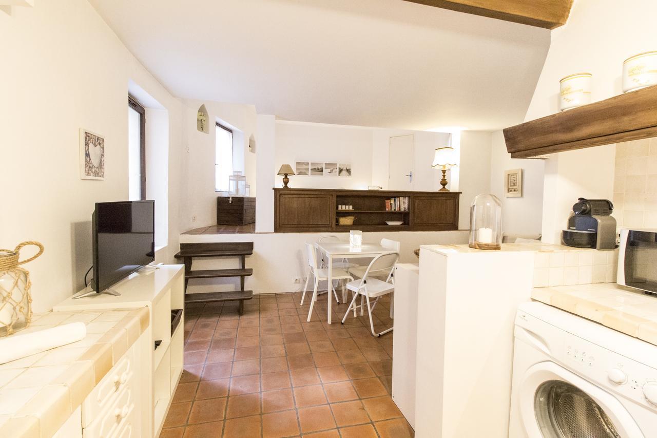 Maisonnette Medievale By Icasamia Apartment Antibes Bagian luar foto